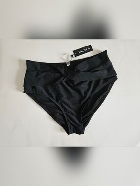 Black Twist Front Swimming Bottom